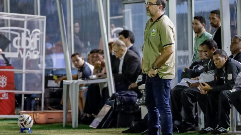 Técnico do Novorizontino celebra série de vitórias, mas pede cautela sobre acesso: “Está em aberto”