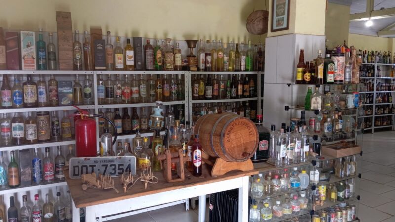 Terra da cachaça: Minas mantém museus que contam a história da bebida
