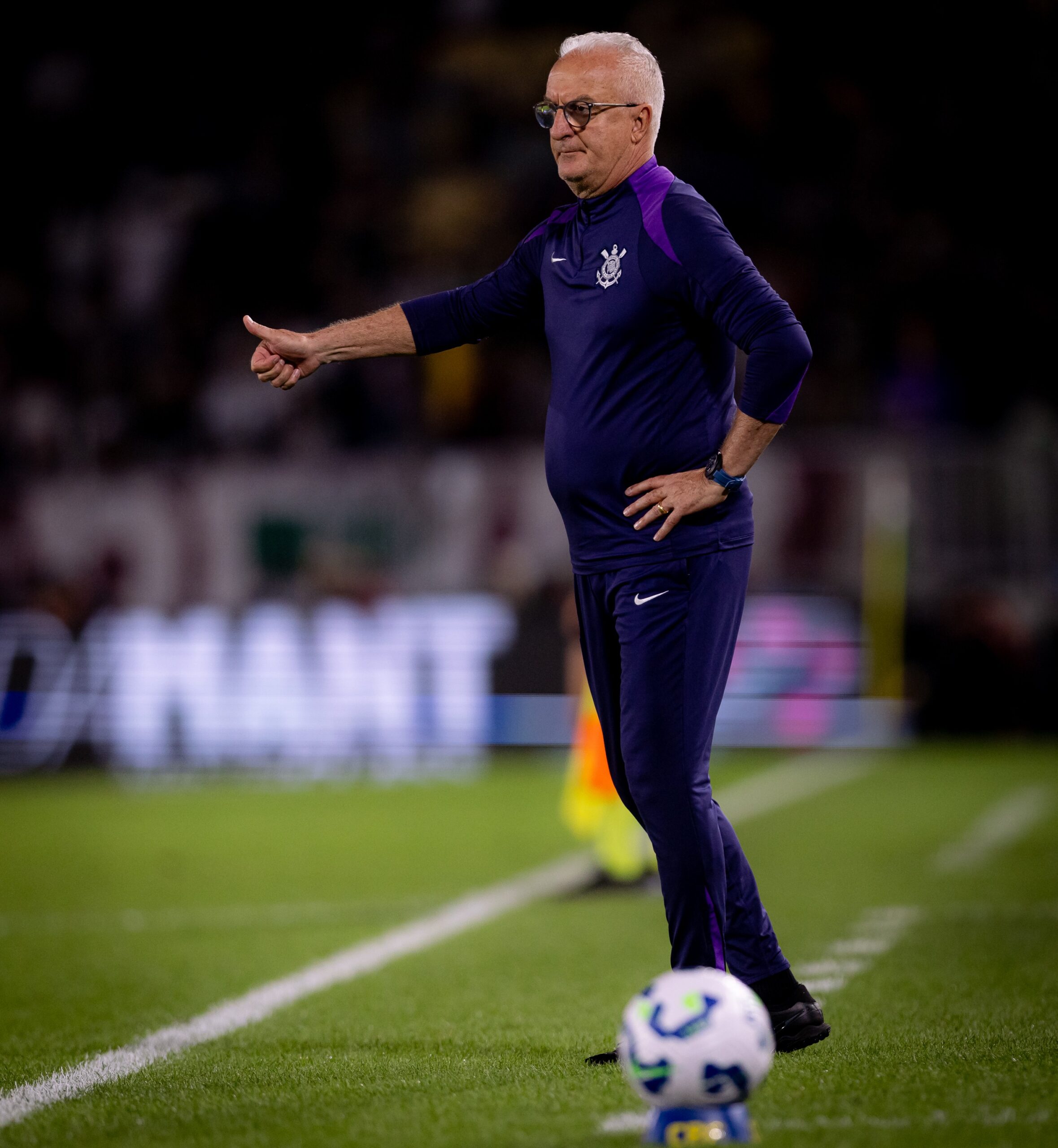 Corinthians enfrenta o Sport podendo quebrar tabu e fazer sequências inéditas na temporada