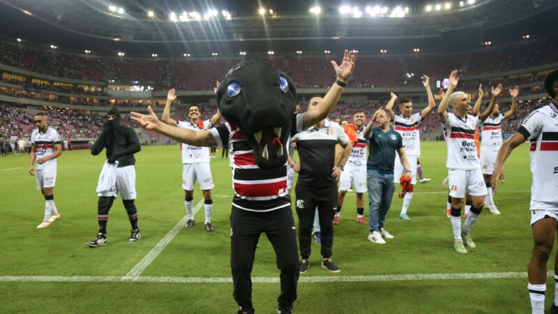 Direção do Santa Cruz discute bicho de R$ 500 mil por título da Série D