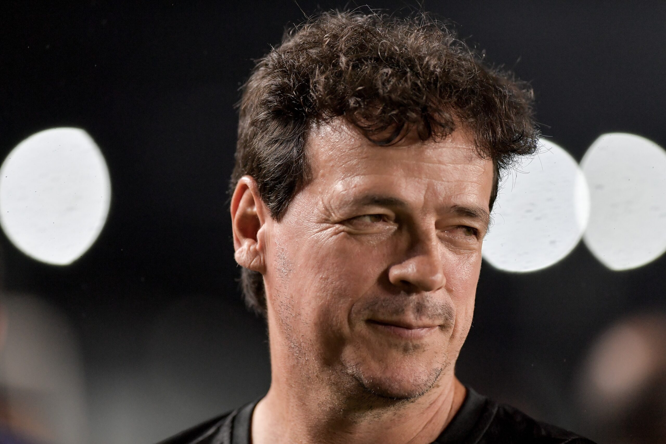 Diniz analisa vitória do Vasco sobre o Bahia