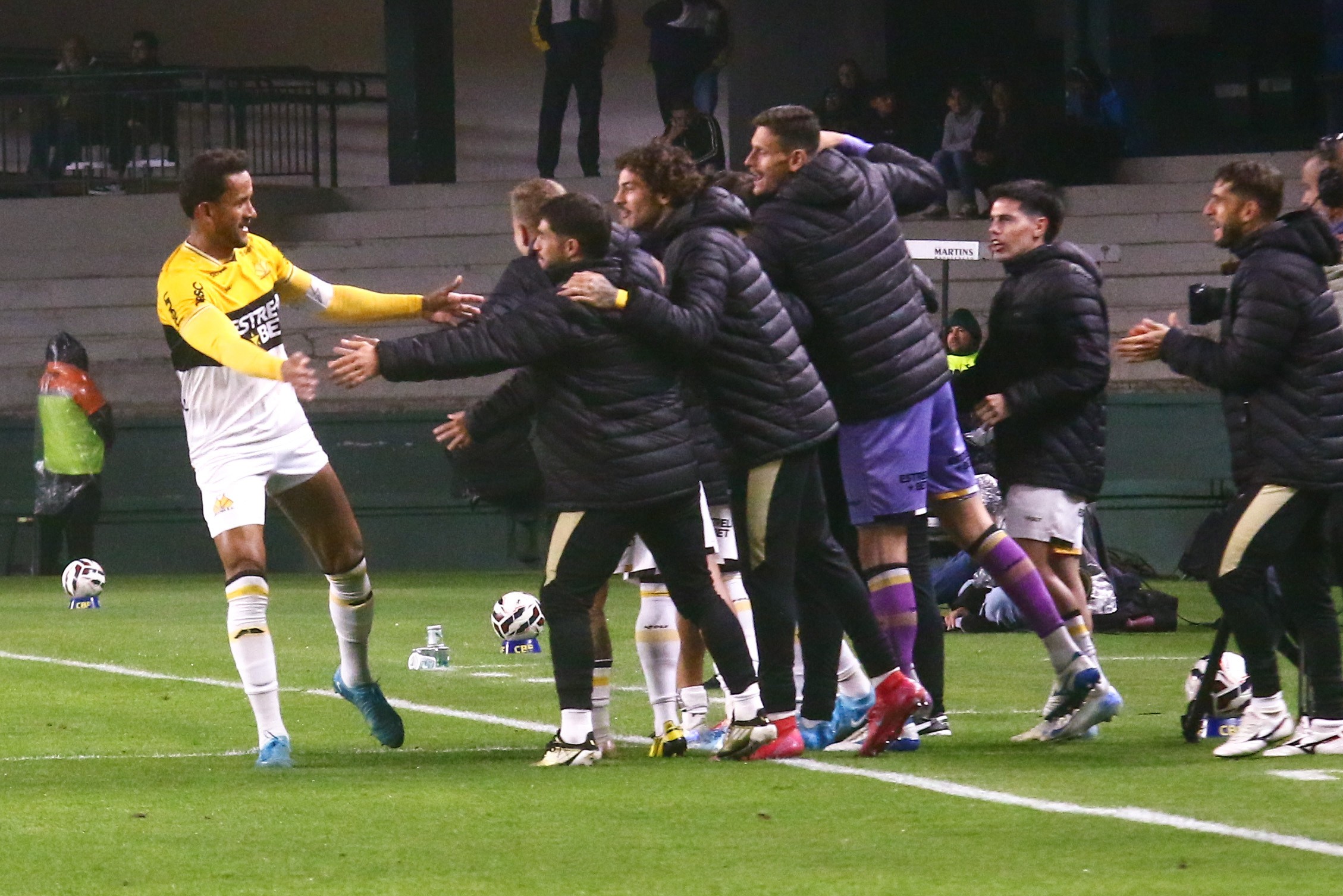 Chances Série B: Criciúma passa os 90% de possibilidade de acesso; Volta Redonda reduz risco de queda