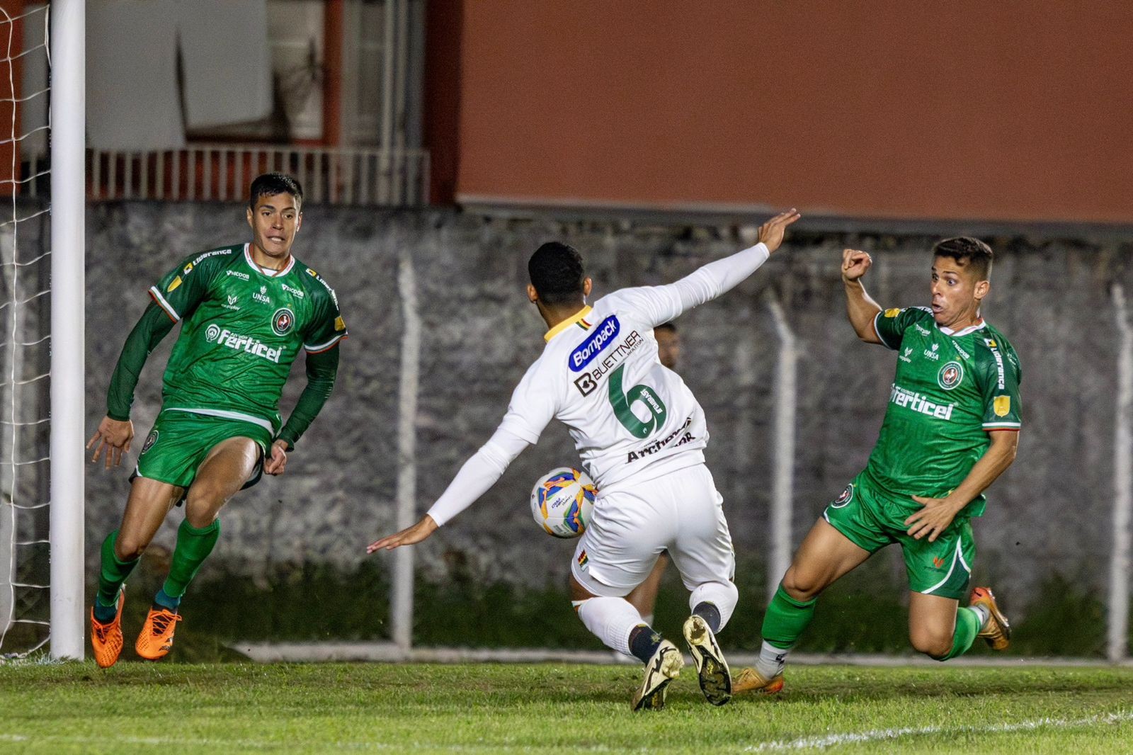 Concórdia vence o Brusque e sai da lanterna do grupo na Copa SC