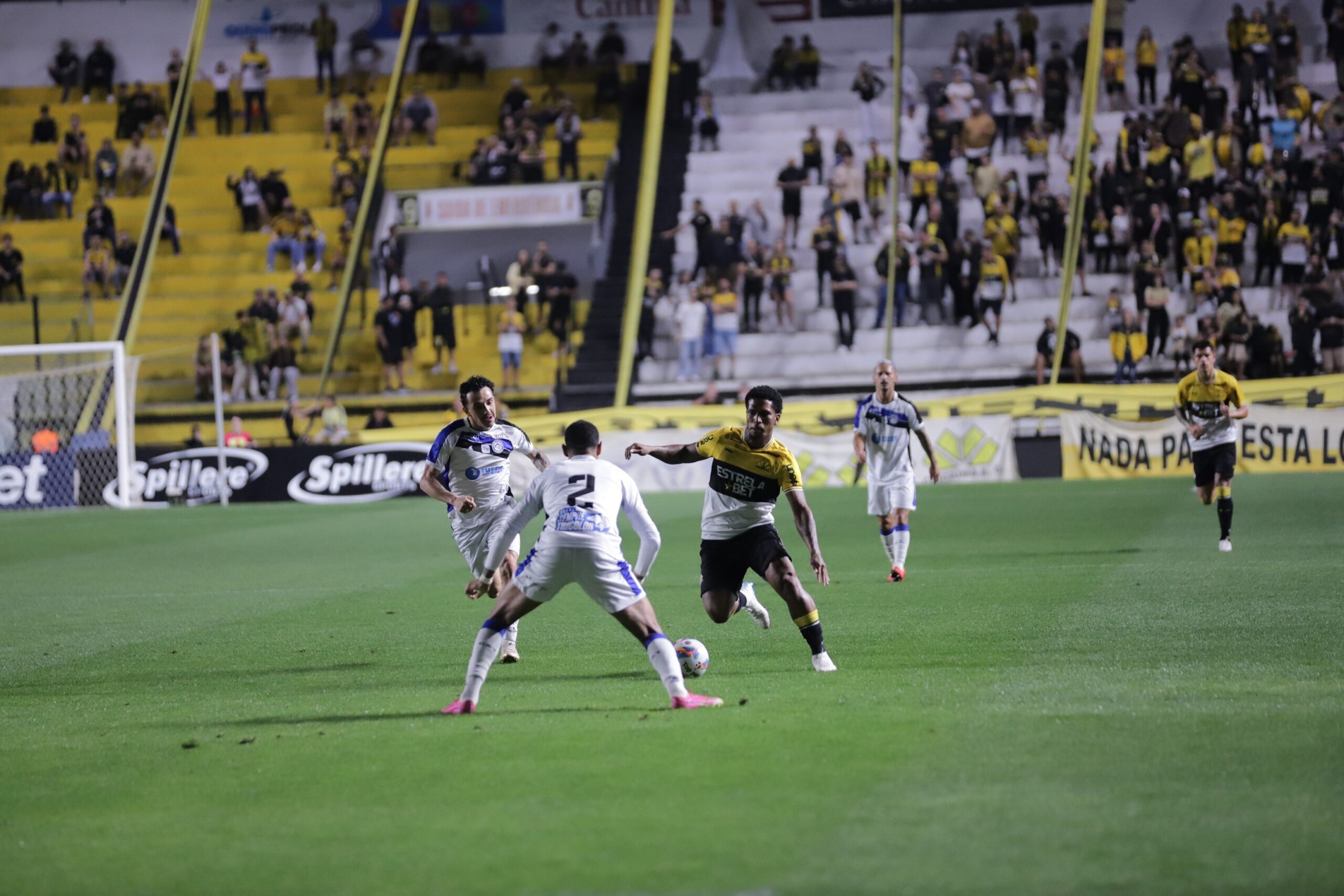 Criciúma e Tubarão empatam sem gols pela Copa SC