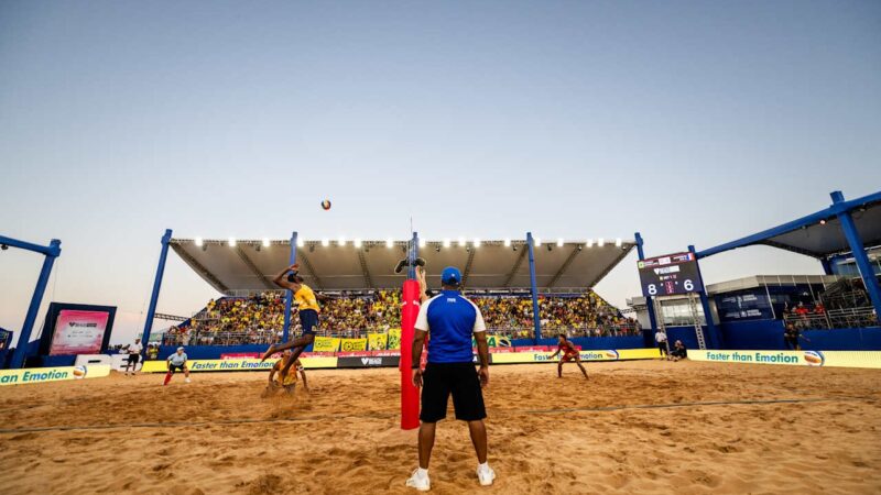 Brasileiros conquistam o Elite 16 de vôlei de praia; americanas faturam o título no feminino