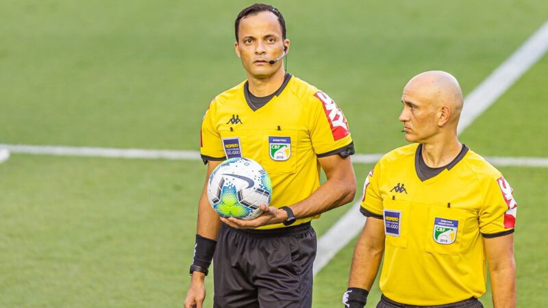 Sávio Pereira Sampaio apita Amazonas x Chapecoense pela Série B