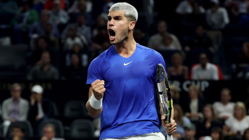 Ex-número 1 do mundo compara Alcaraz a Ronaldinho: “Jogam com sorriso”