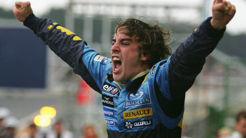 Alonso revela tensão antes do primeiro título na F1, há 20 anos em Interlagos: “Muito estresse”