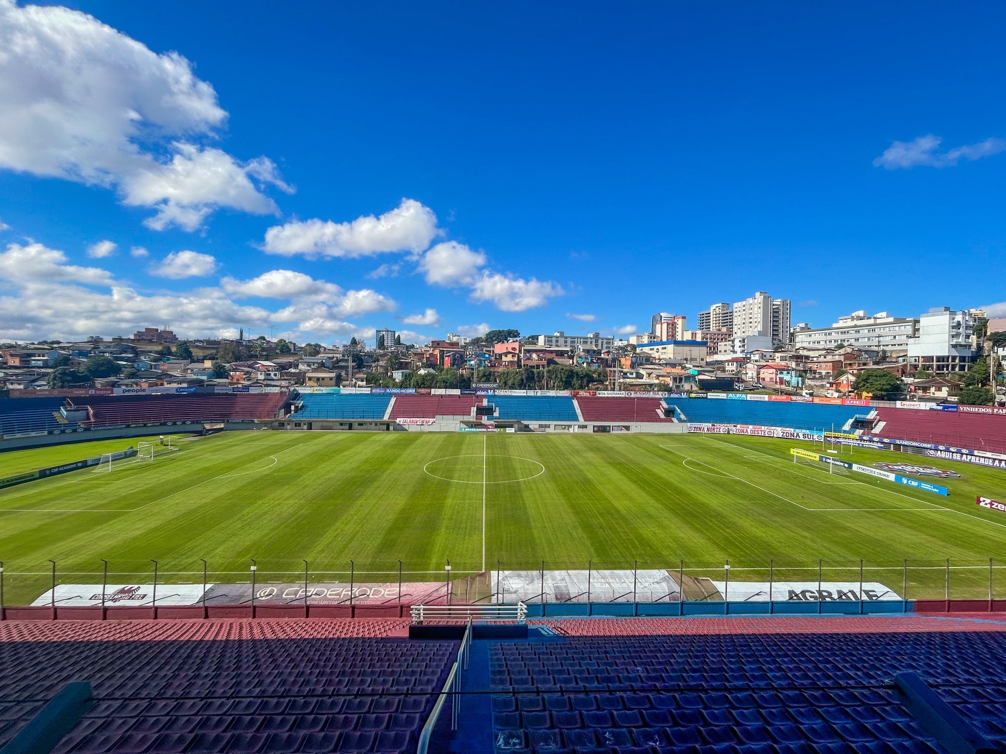 Caxias x Londrina: onde assistir ao vivo, horário e escalações