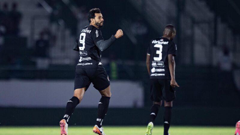 Dourado expressa vontade de continuar no Botafogo-PB, mas pondera: “Preciso ter um norte”