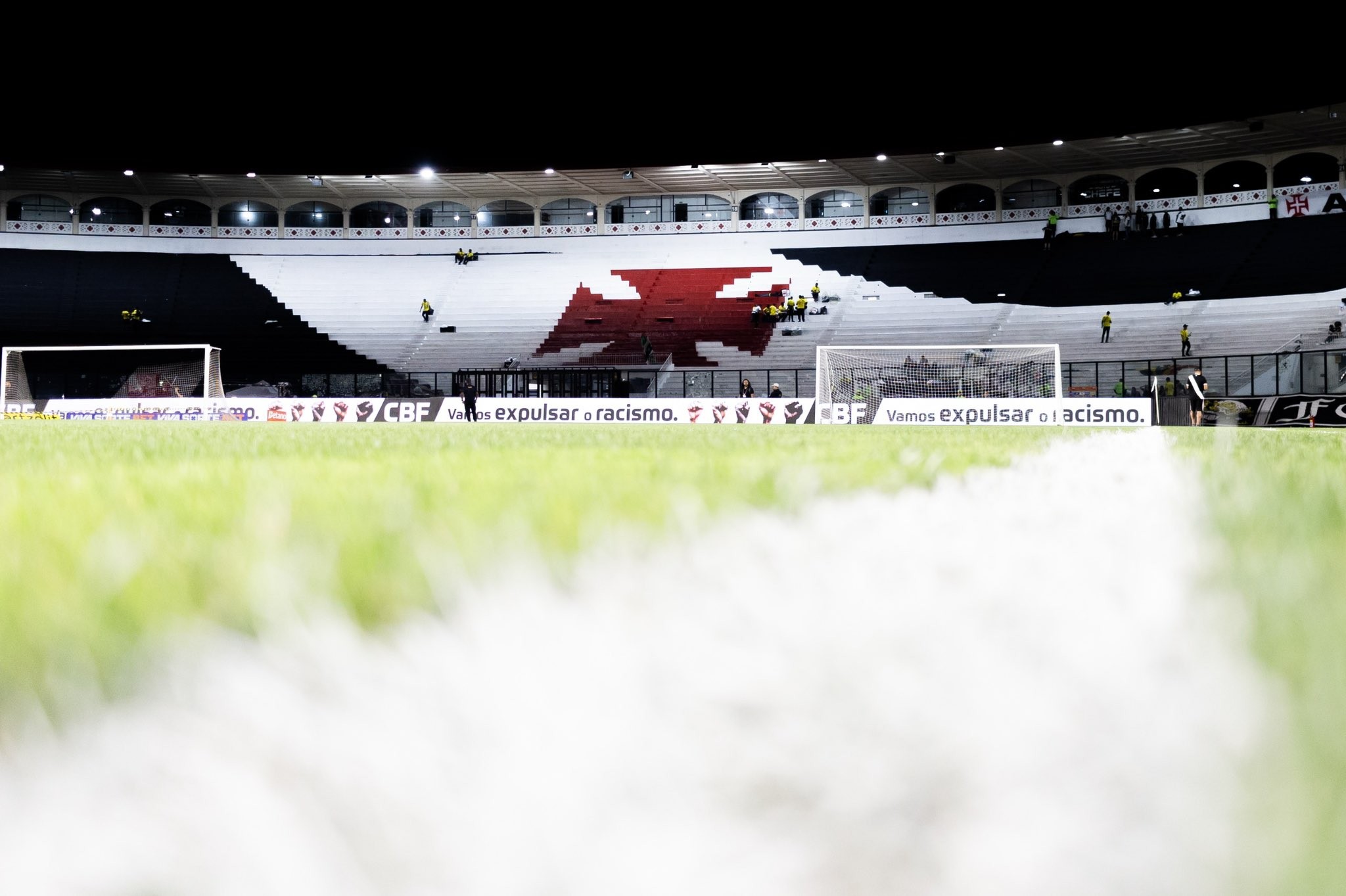 Vasco renova prazo para empresa exercer opção de compra do potencial construtivo de São Januário