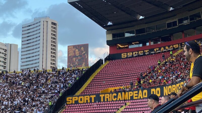 Sport se desculpa com torcida por falha operacional em setor da Ilha no jogo contra o Corinthians
