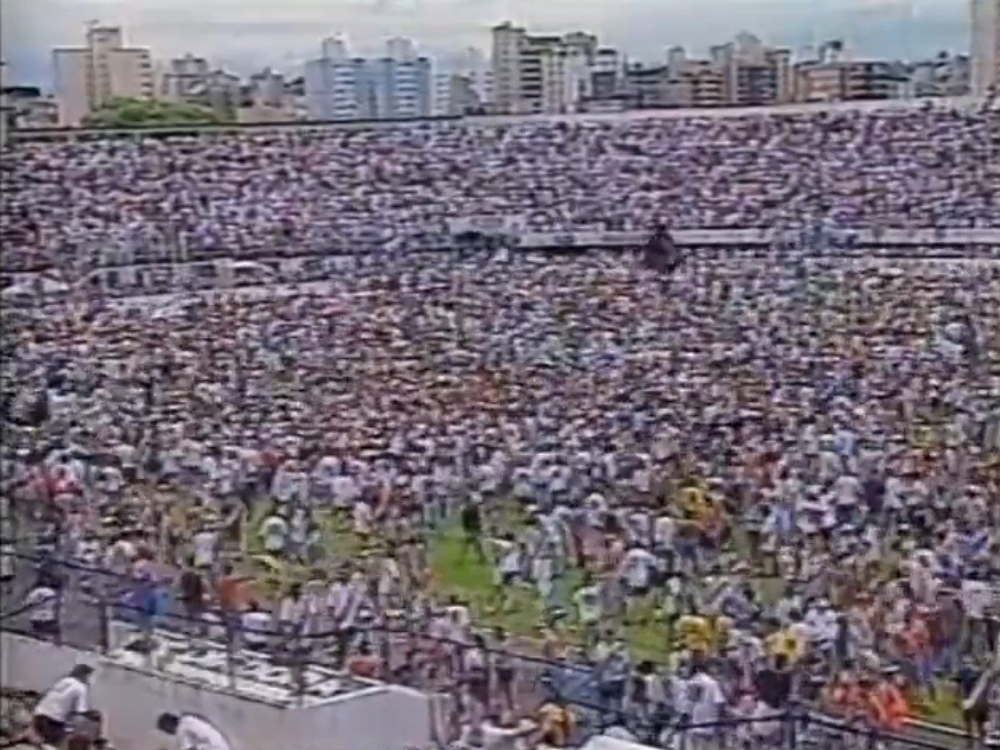De defesa histórica à invasão no gramado: Ponte e Náutico revivem batalha pelo acesso 28 anos depois