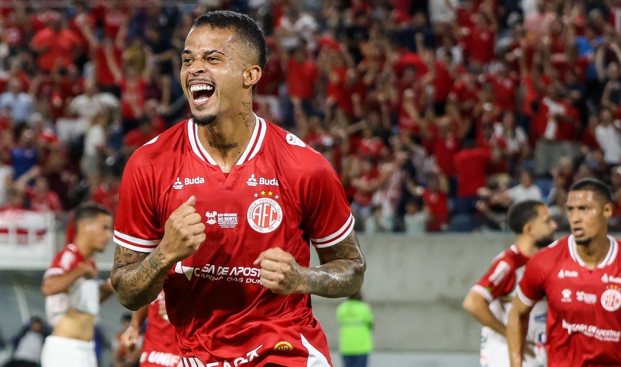 América-RN renova com zagueiro Lucas Rodrigues para 2026