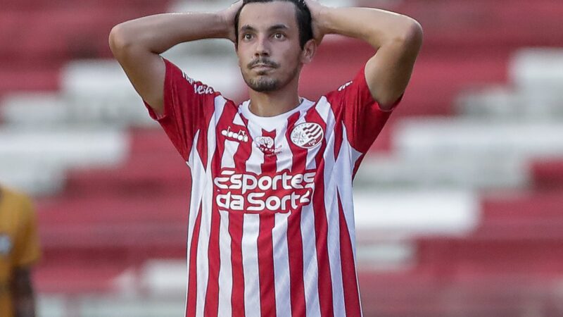 Pré-contrato, conversas e números: os bastidores da saída de Marco Antônio do Náutico