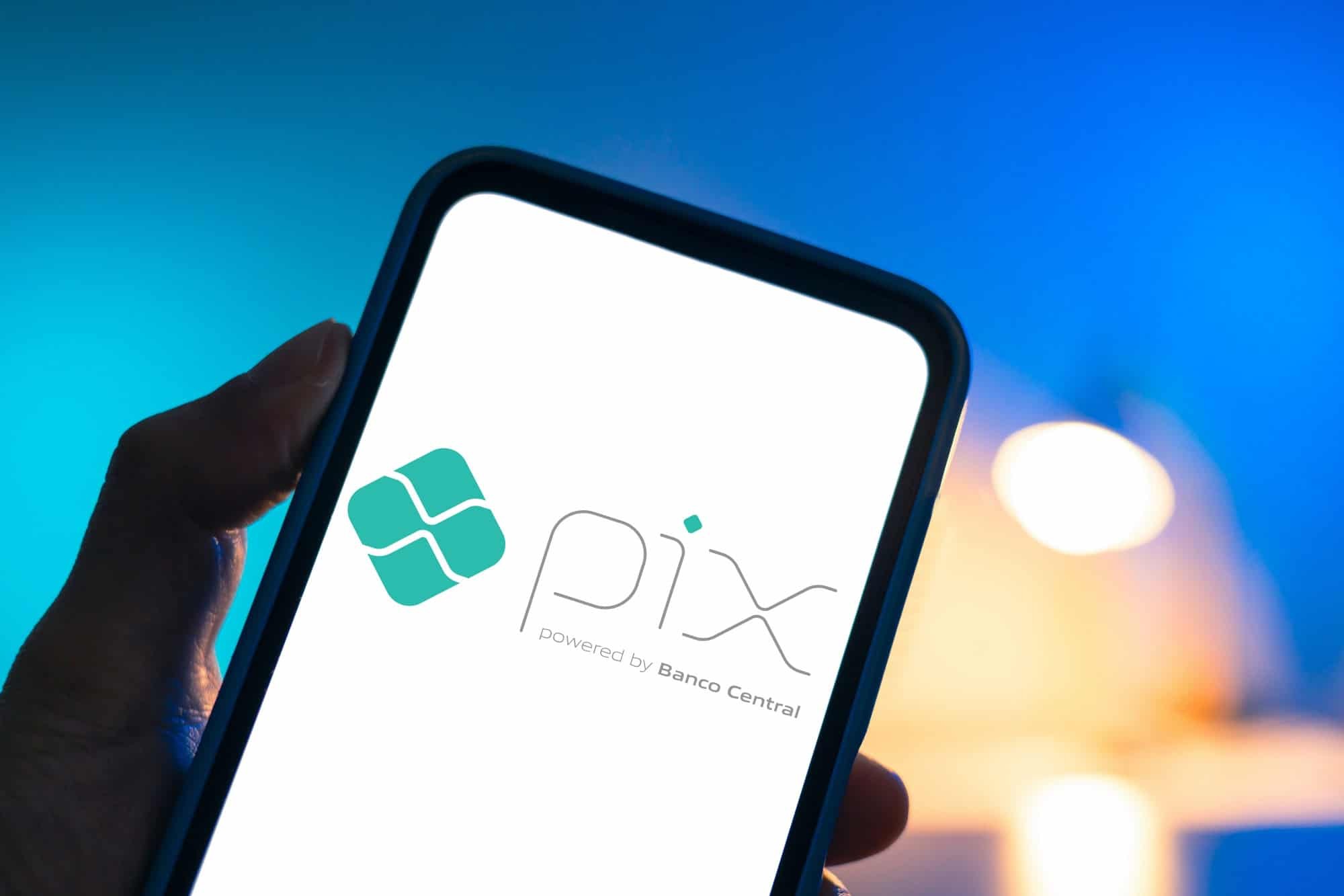 PIX Parcelado amplia alternativas de crédito, com custo alto e risco de inadimplência; entenda