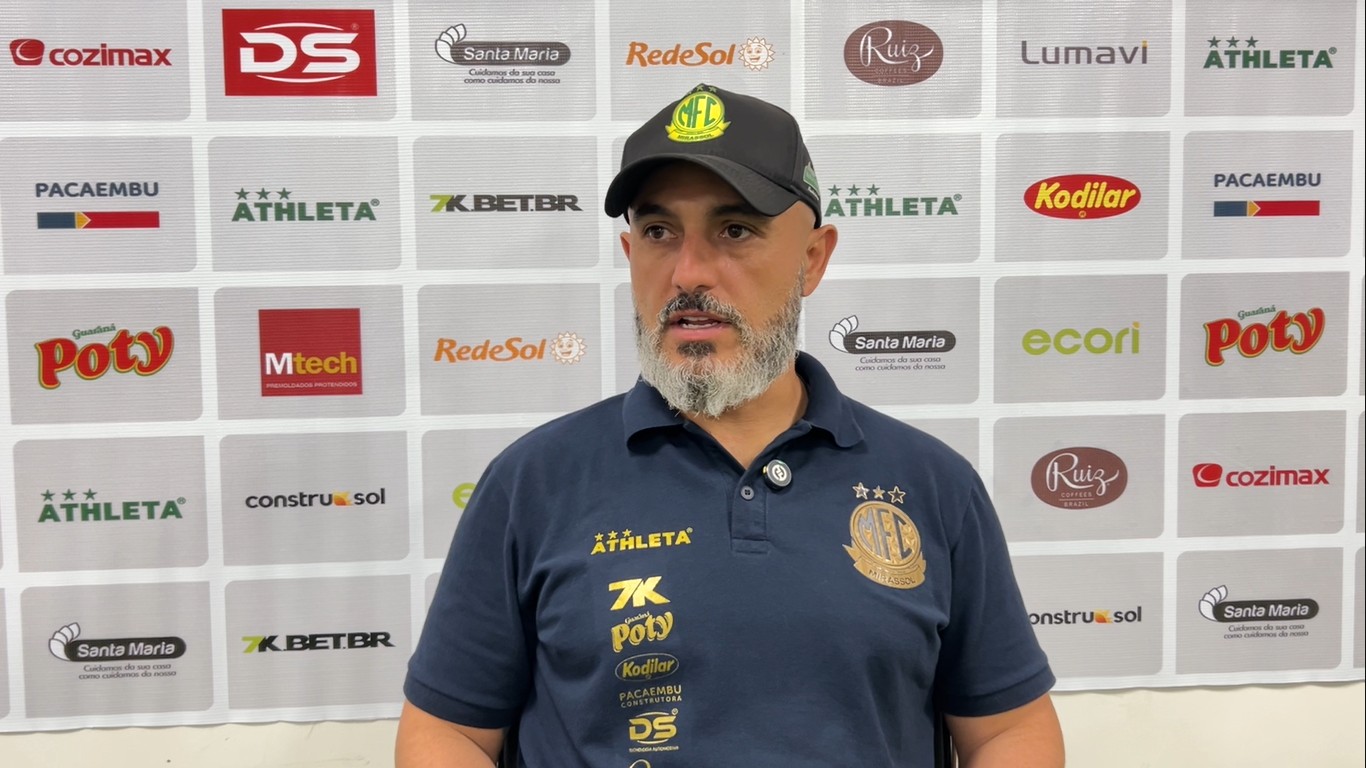 Guanaes fica na bronca com arbitragem de Atlético-MG x Mirassol: “Muito prejudicados”