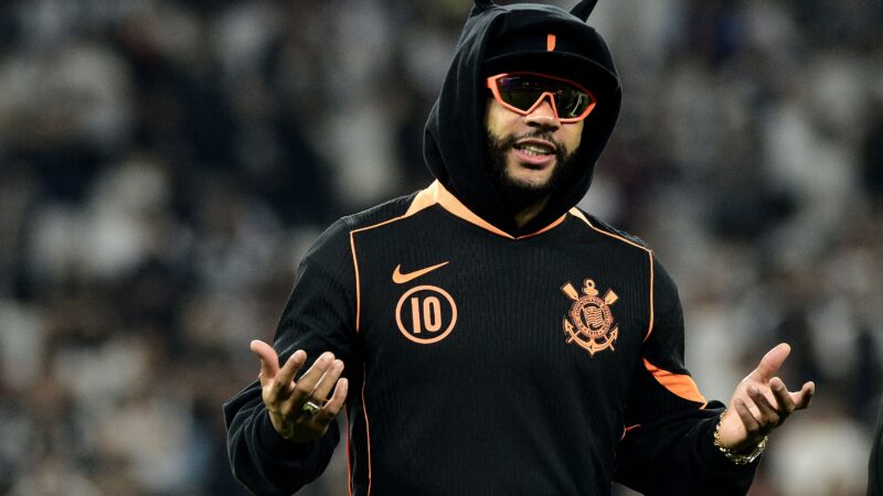 Memphis Depay continua fora, e Corinthians voltará a mexer no ataque contra o Inter