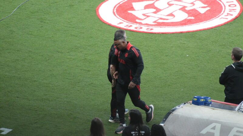 Inter demite o técnico Roger Machado