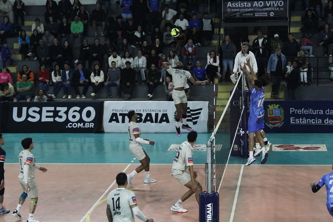 Mogi enfrenta o São José em confronto direto pelo G-4 do Paulista masculino de vôlei