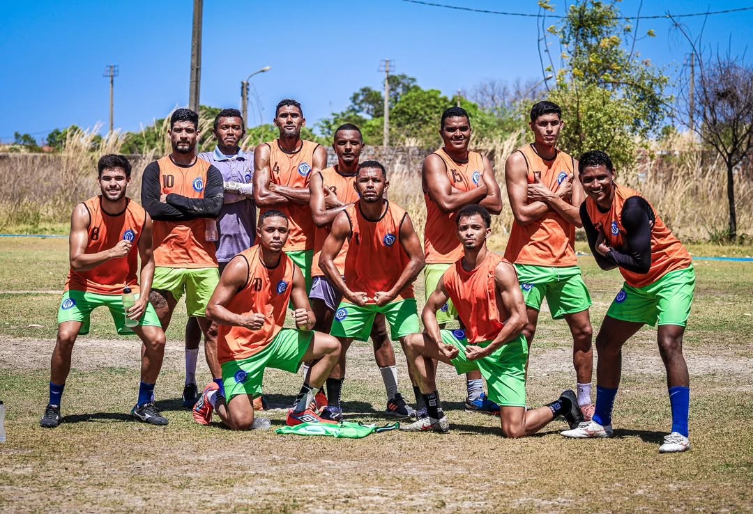 Comercial-PI finaliza preparação para jogo contra Teresina, e atacante segue como desfalque