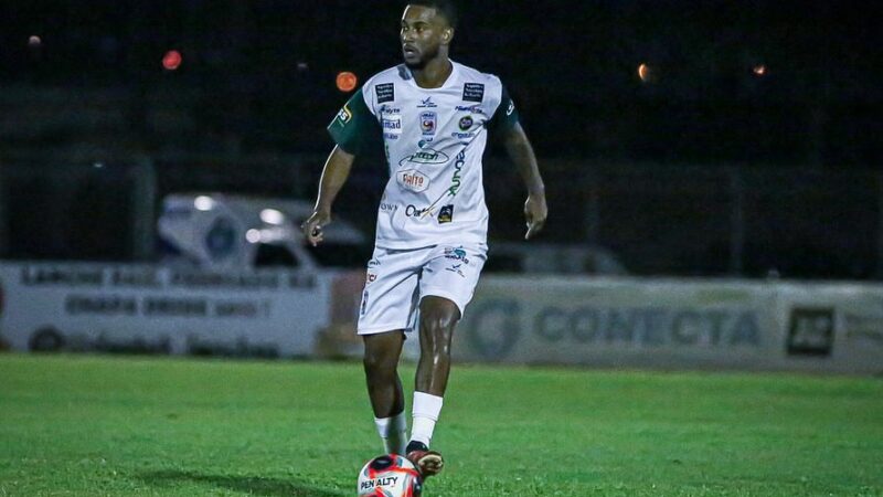 Paulista contrata lateral Lucas Franco para a Série A3 de 2026