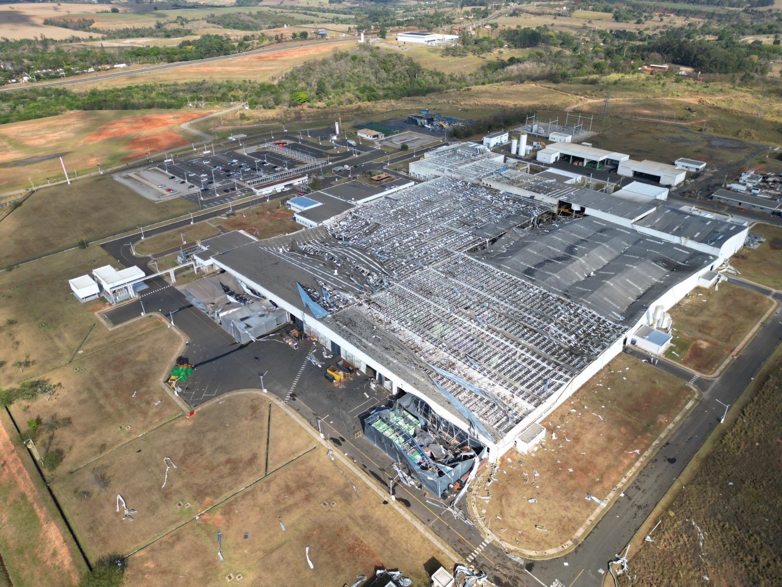 Após vendaval em Porto Feliz, fábrica da Toyota em Indaiatuba paralisa produção de carros; entenda impactos