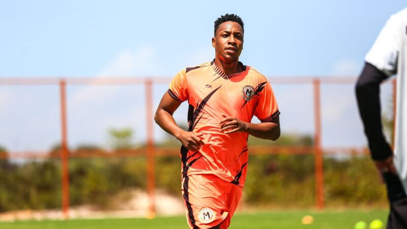 Ex-Manauara, atacante Joãozinho acerta pré-contrato com o Nacional-AM para 2026