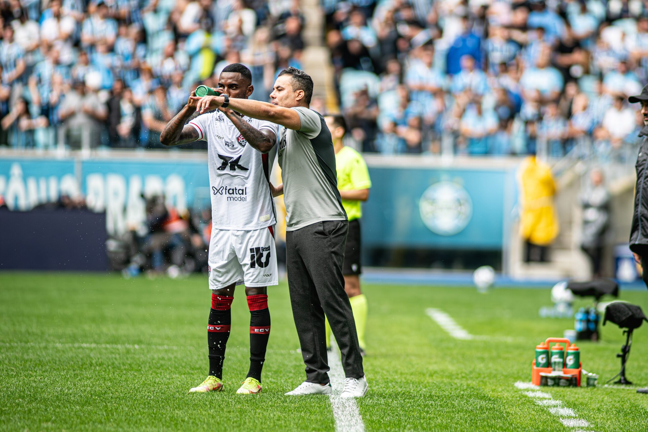 Análise: Vitória estraga bons sinais com série de erros, e Jair Ventura se depara com montanha para subir