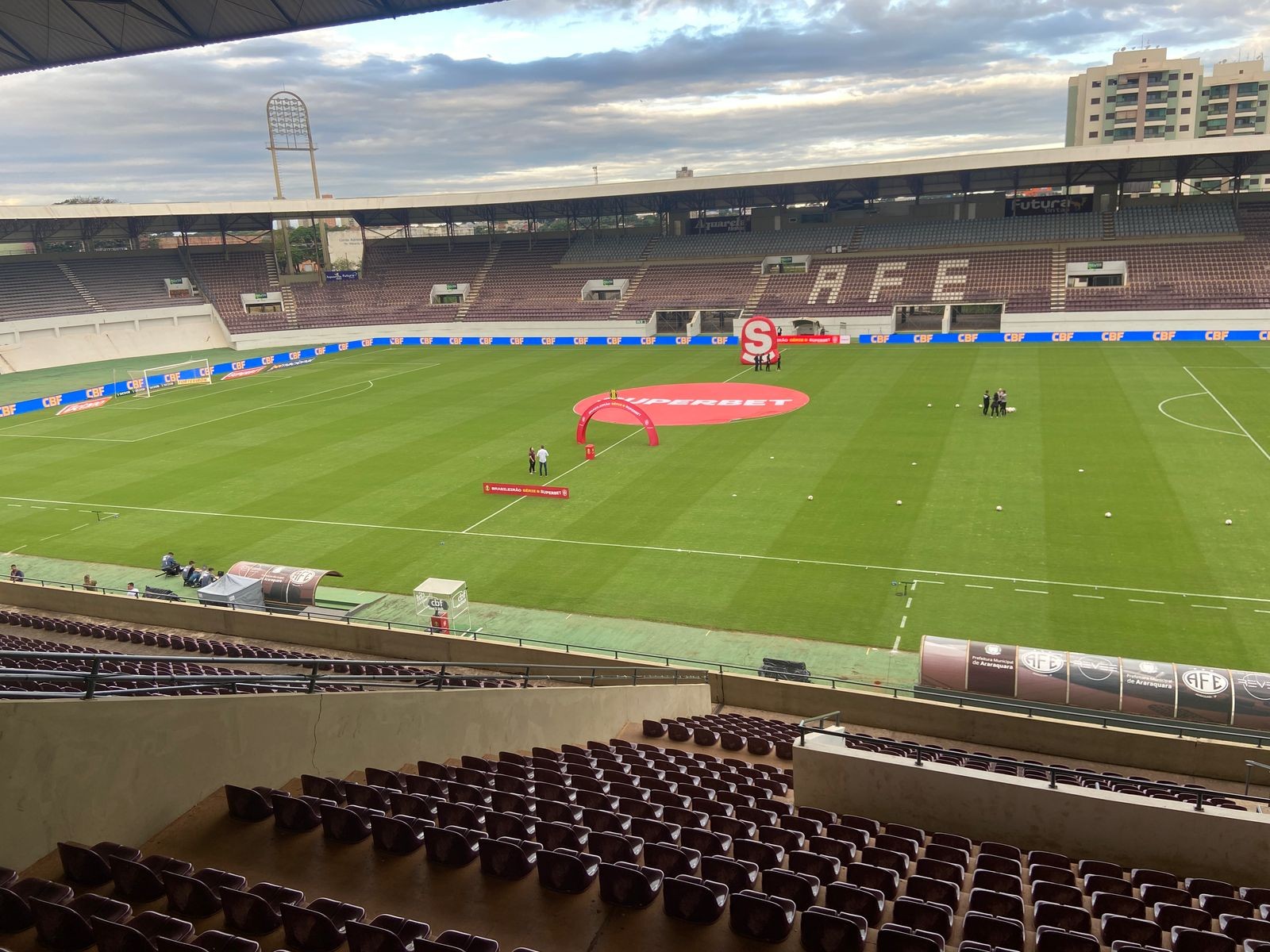 Ferroviária x Goiás: onde assistir ao vivo, horário e escalações