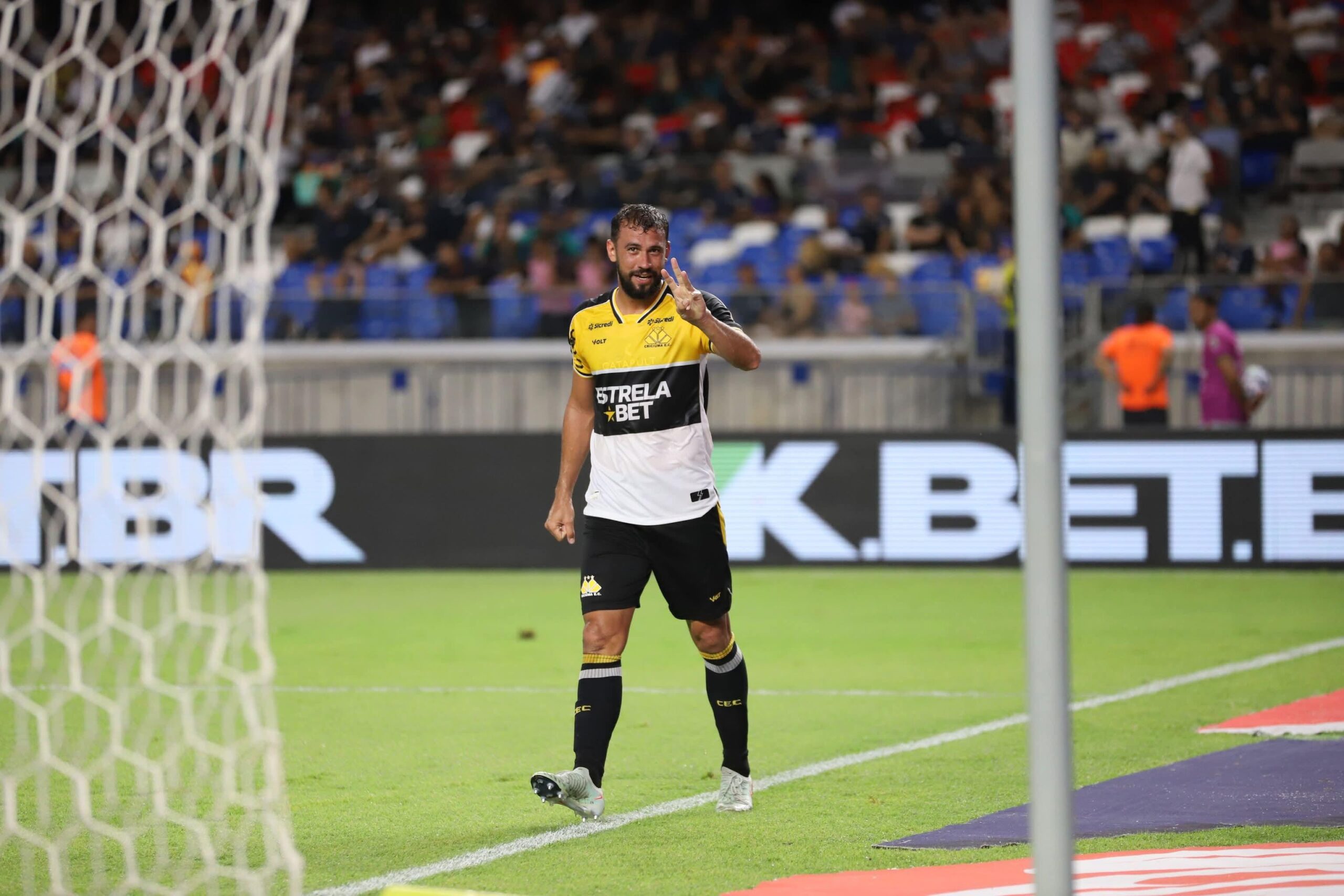 Luciano Castán volta ao Criciúma contra o Coritiba