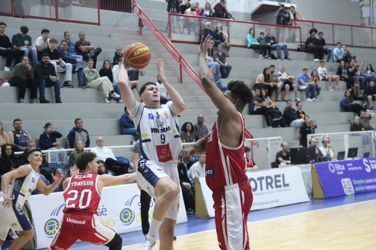Invicto com Lucas Dias e Georginho, Franca inicia semi do Paulista contra São José-SP