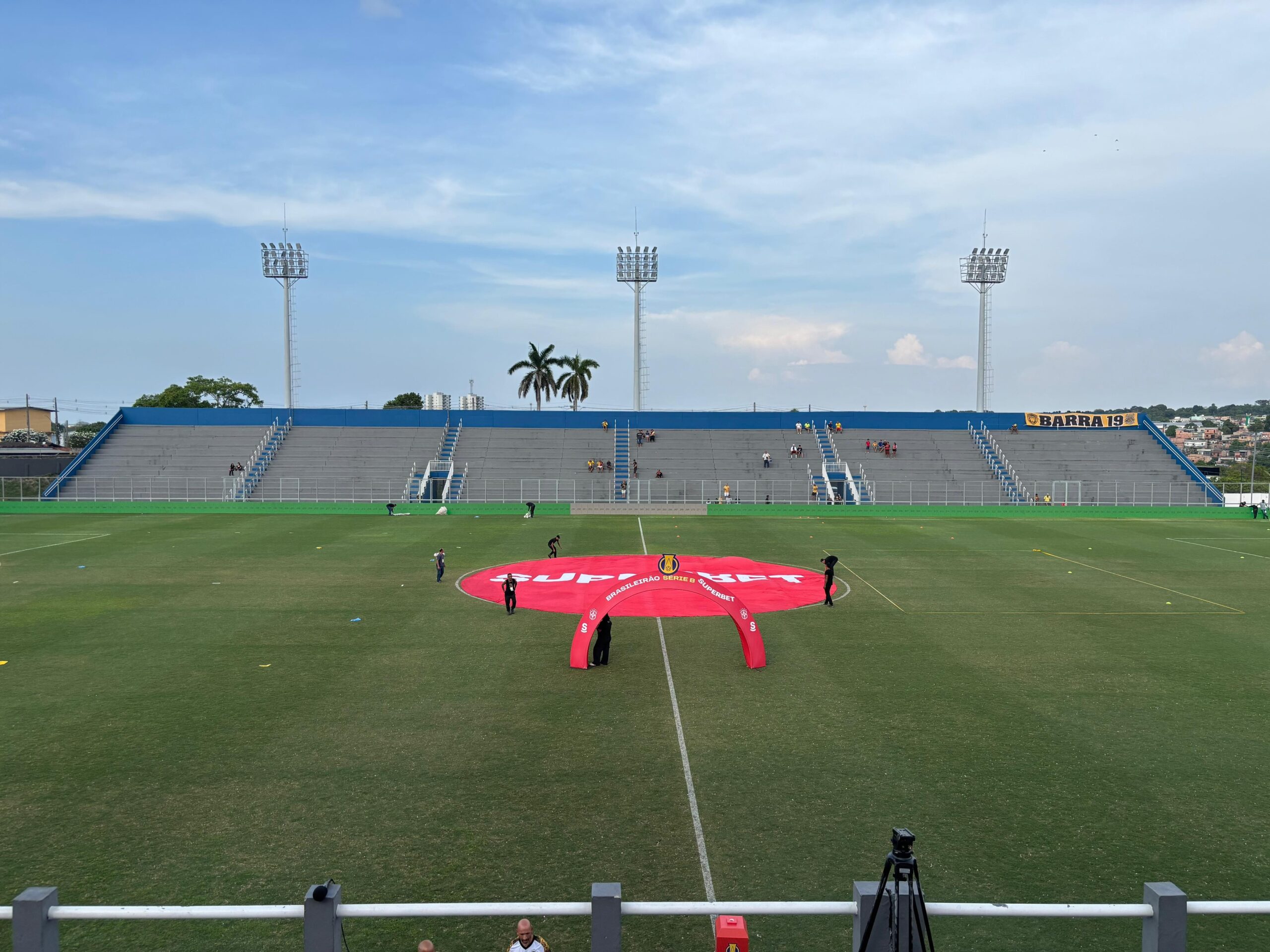 CBF muda horário do jogo entre Amazonas e Chapecoense