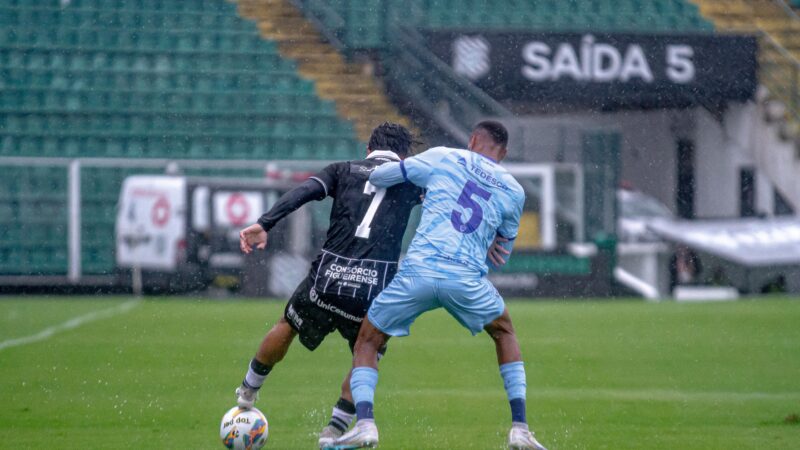 Figueirense atualiza lista e agora são sete atletas no departamento médico: “Desgaste”