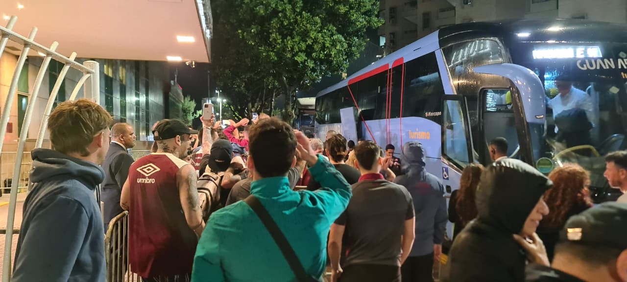 Lanús chega ao Rio para enfrentar o Fluminense em jogo decisivo das quartas da Sul-Americana