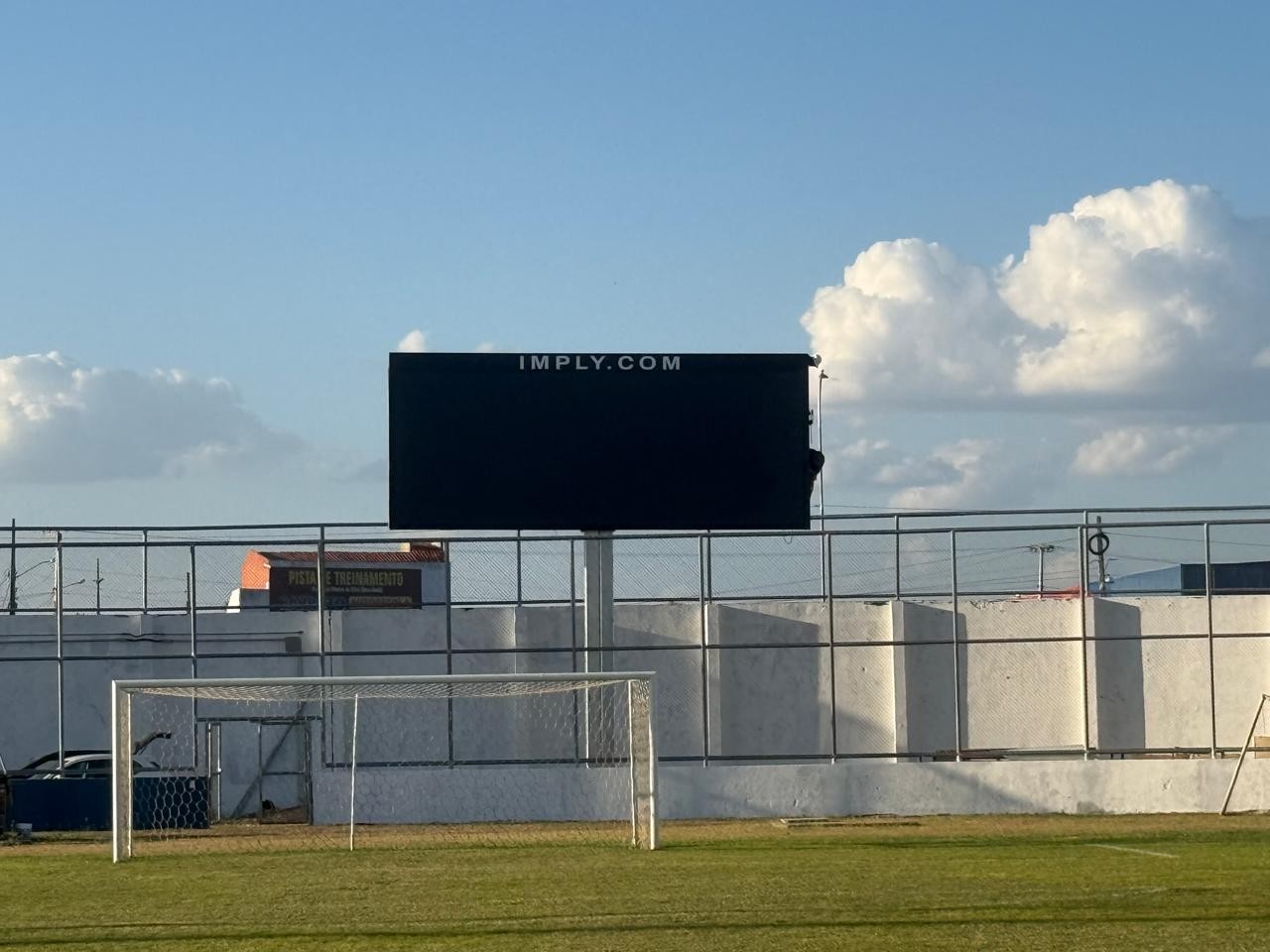 José Cavalcanti, Marizão e Perpetão recebem placares eletrônicos