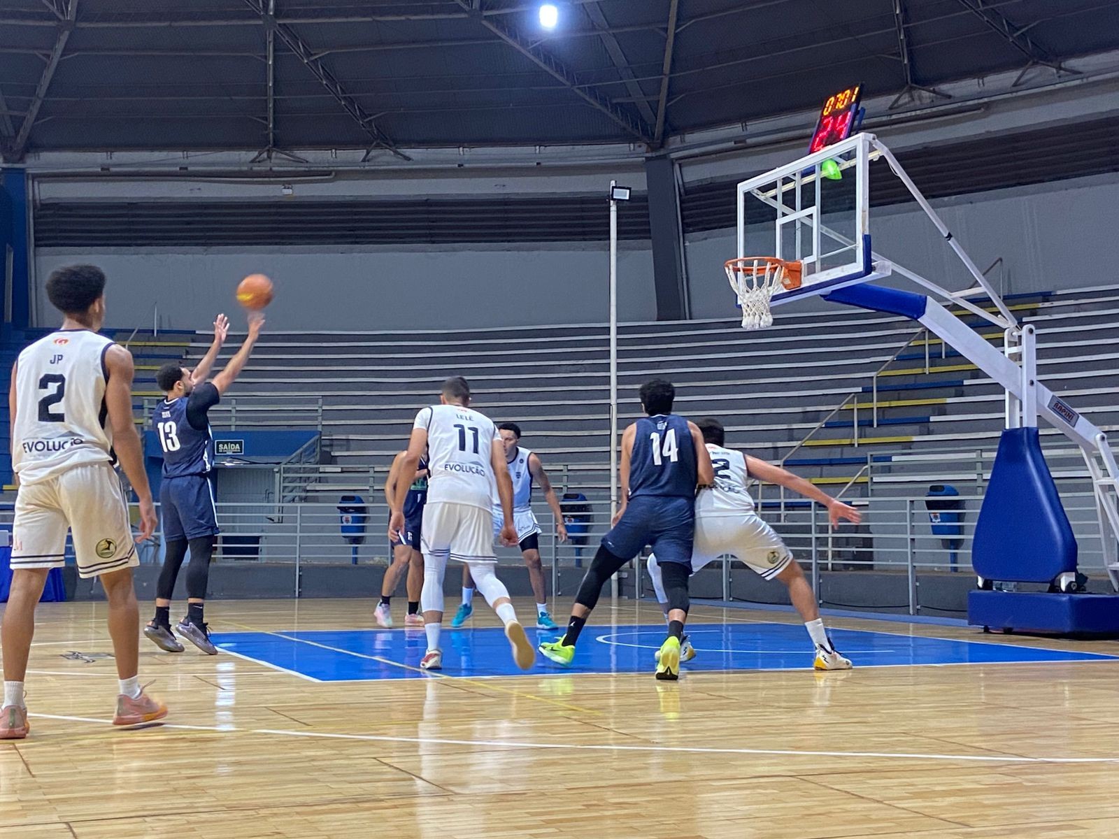 Santos vence Limeira e segue na liderança do Paulista de Basquete da 1ª Divisão
