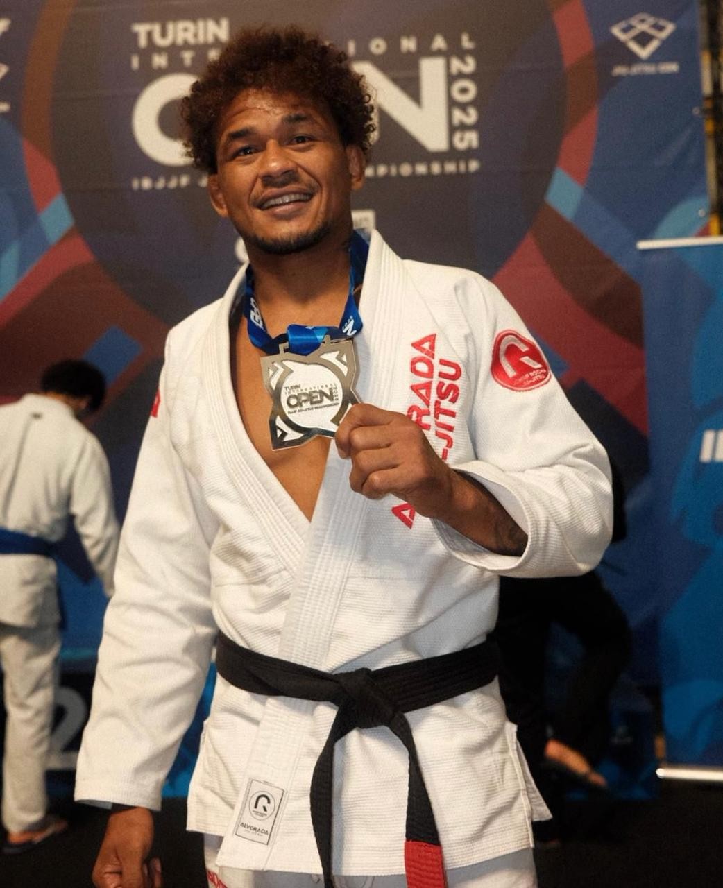 Amapaense conquista medalha de prata em campeonato de Jiu-Jitsu na Itália
