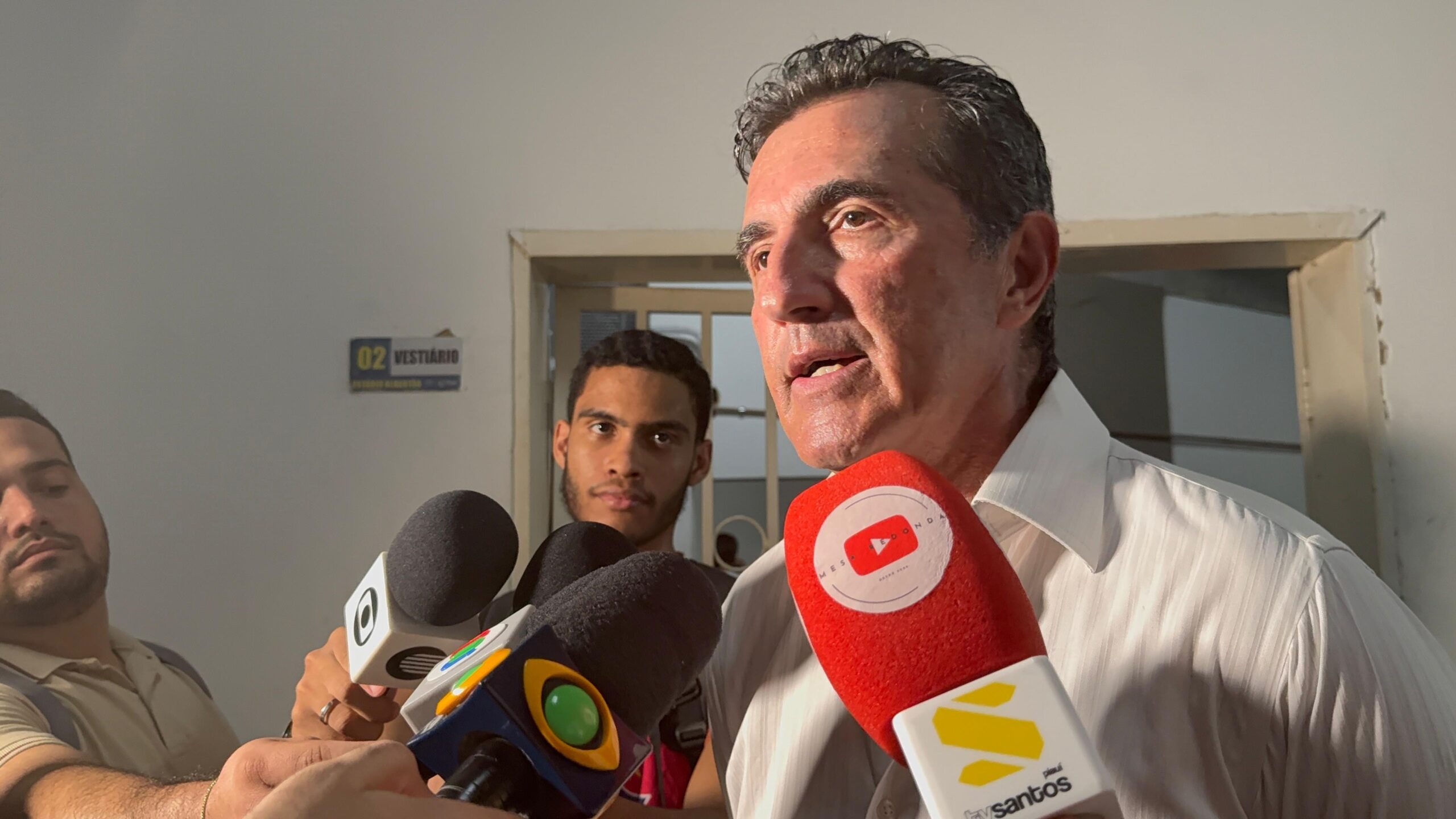 Em estreia do Flamengo-PI, Moroni reconhece “rendimento acima do esperado”, mas cobra por reforços