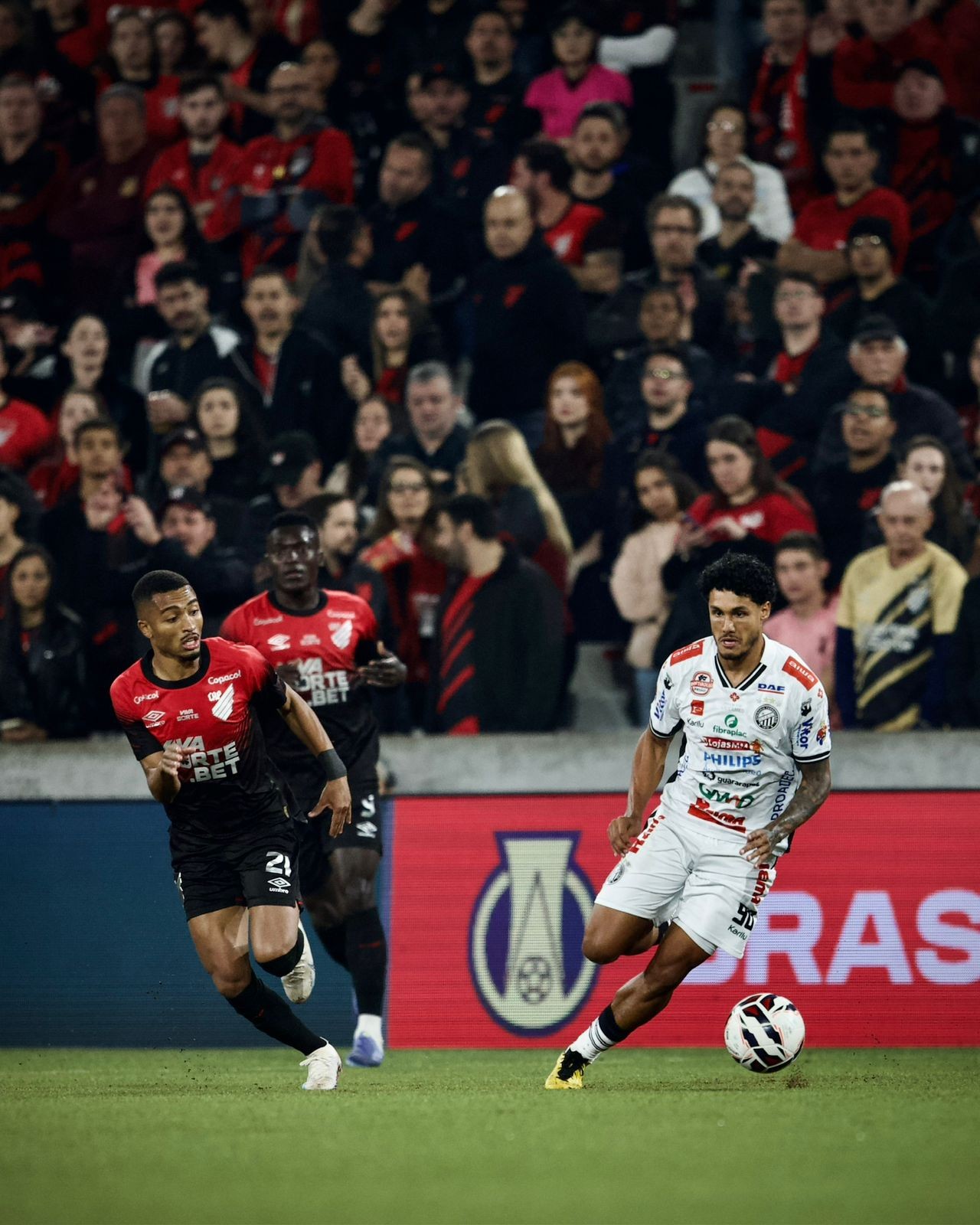 Atuações do Athletico: Benavídez e Patrick decidem na vitória sobre o Operário-PR; dê notas