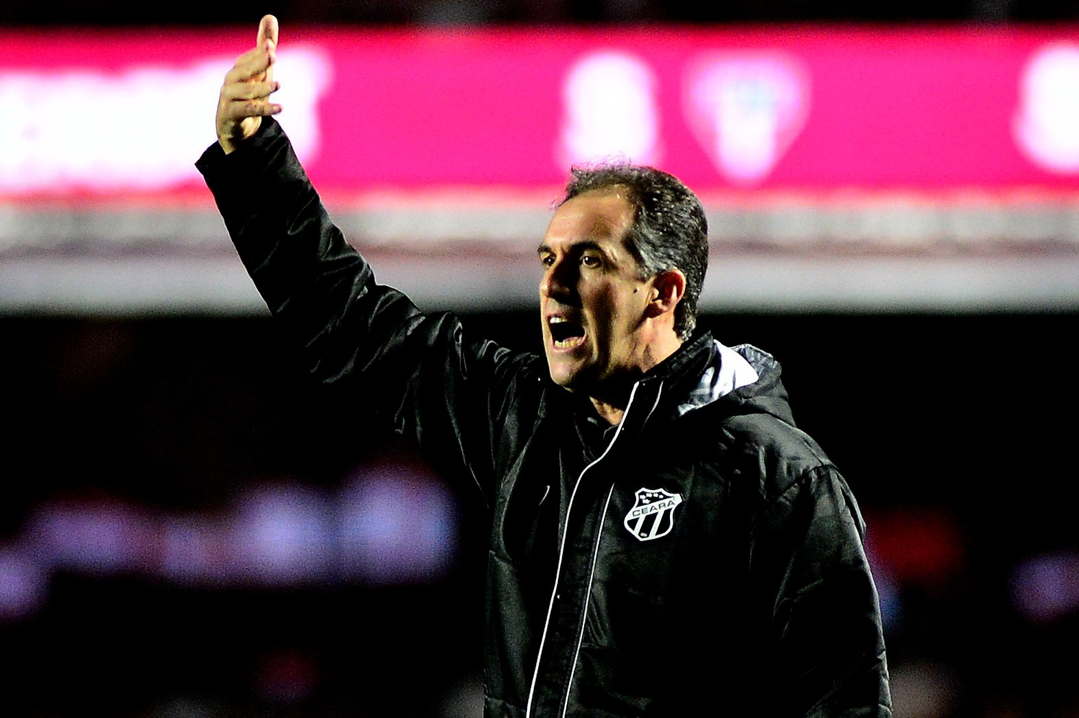 Condé revela estratégia do Ceará contra o São Paulo e destaca concentração da equipe no jogo