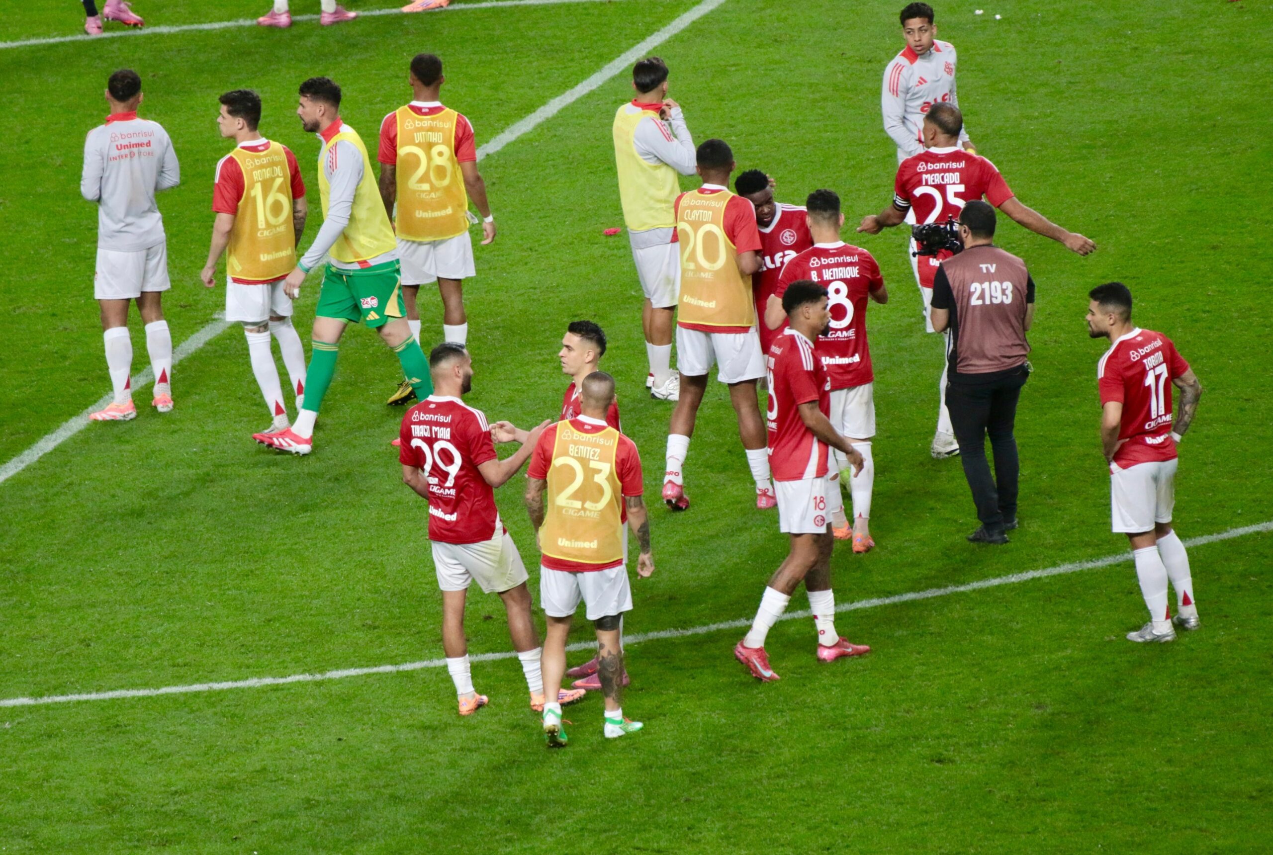 Análise: Inter apavora, irrita torcida, e Beira-Rio deixa de rugir com série de fracassos