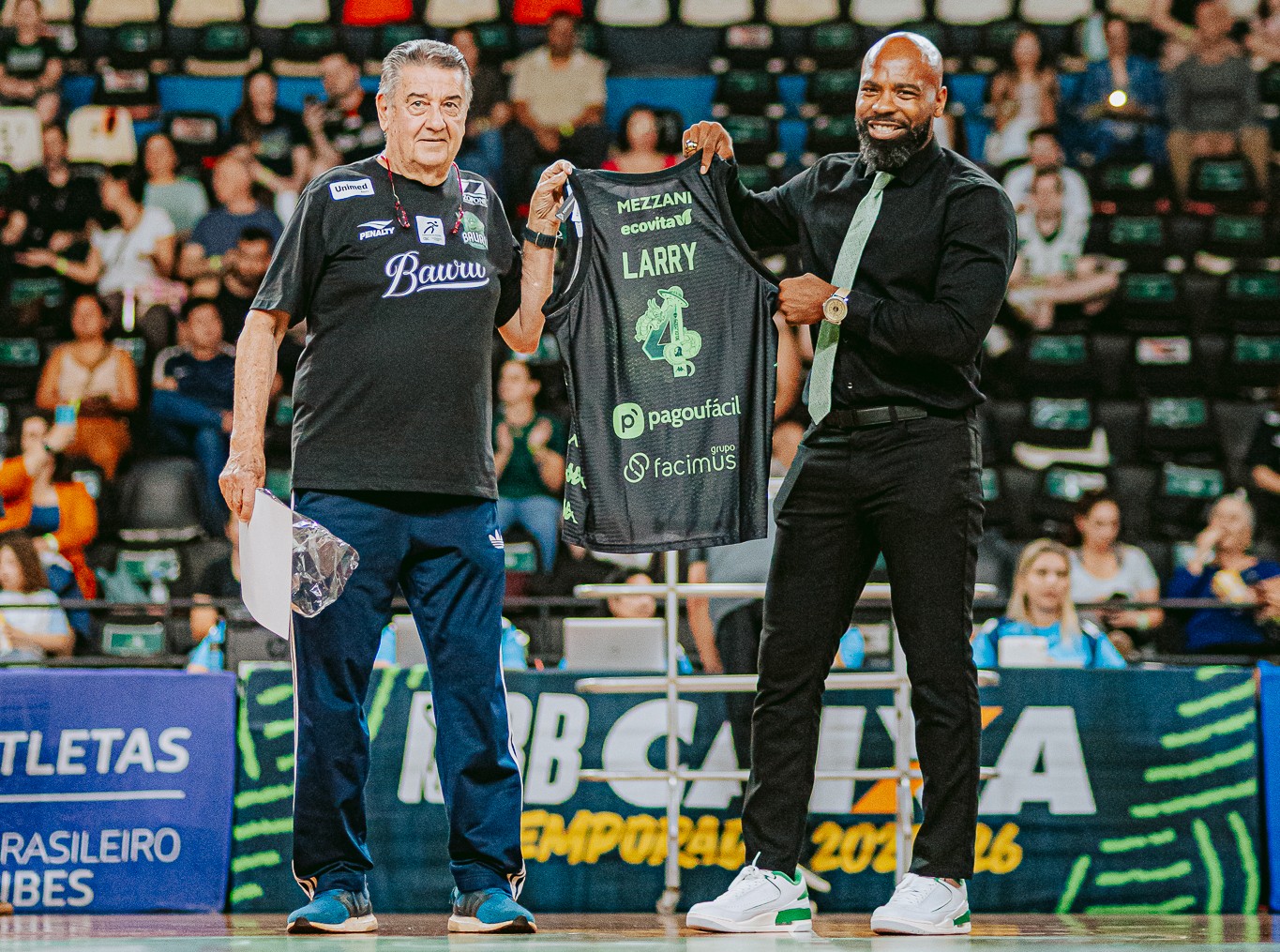 Em noite de homenagem à Larry Taylor, Bauru bate o Caxias e engata a 3ª vitória seguida no NBB