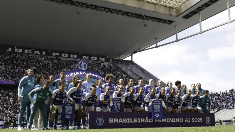 Cruzeiro trava montagem do elenco feminino após decisão de não aumentar investimento; entenda