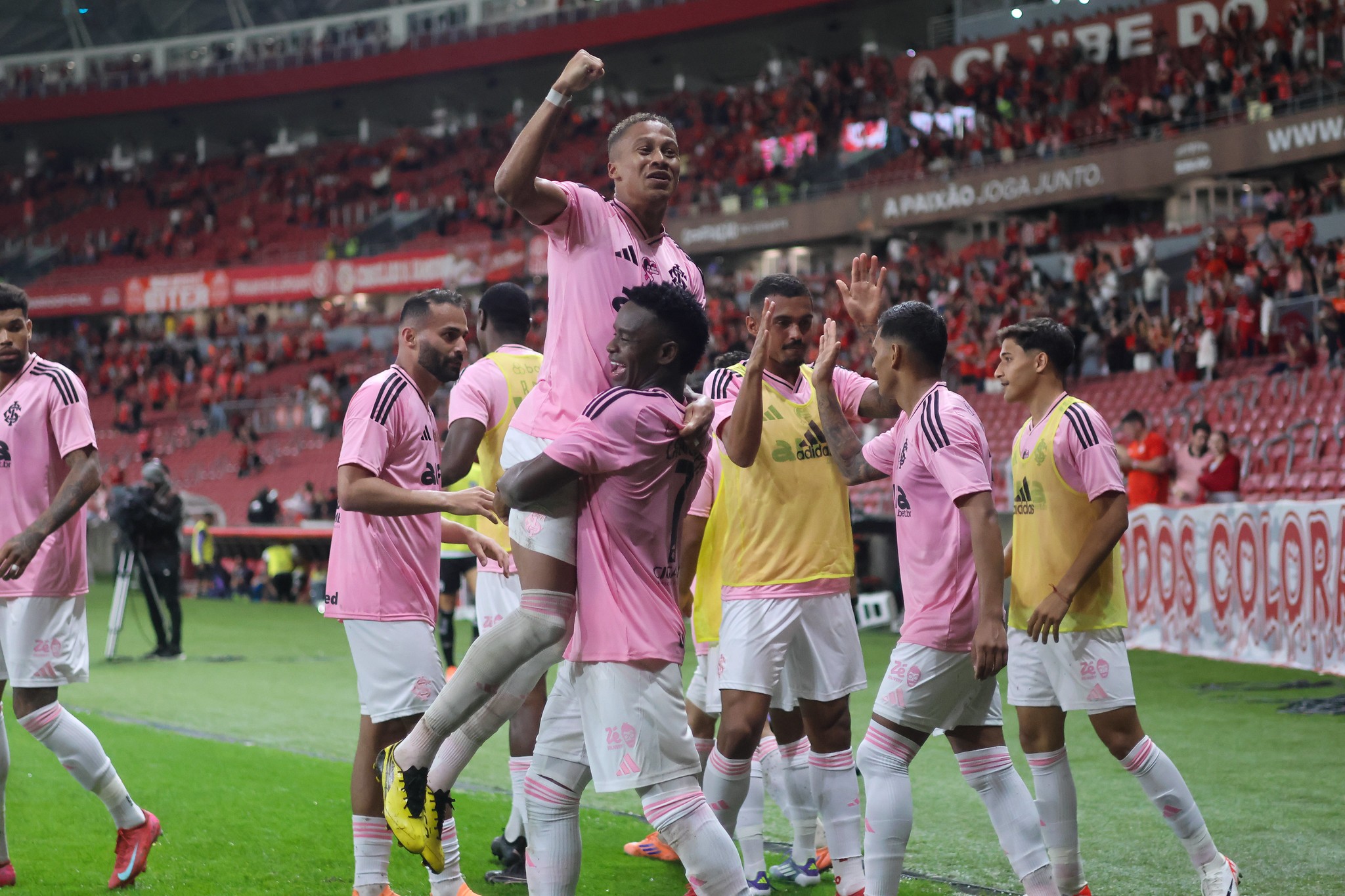 Atuações do Inter: Ramon Díaz, Alan Patrick e Carbonero são destaques em vitória; dê suas notas