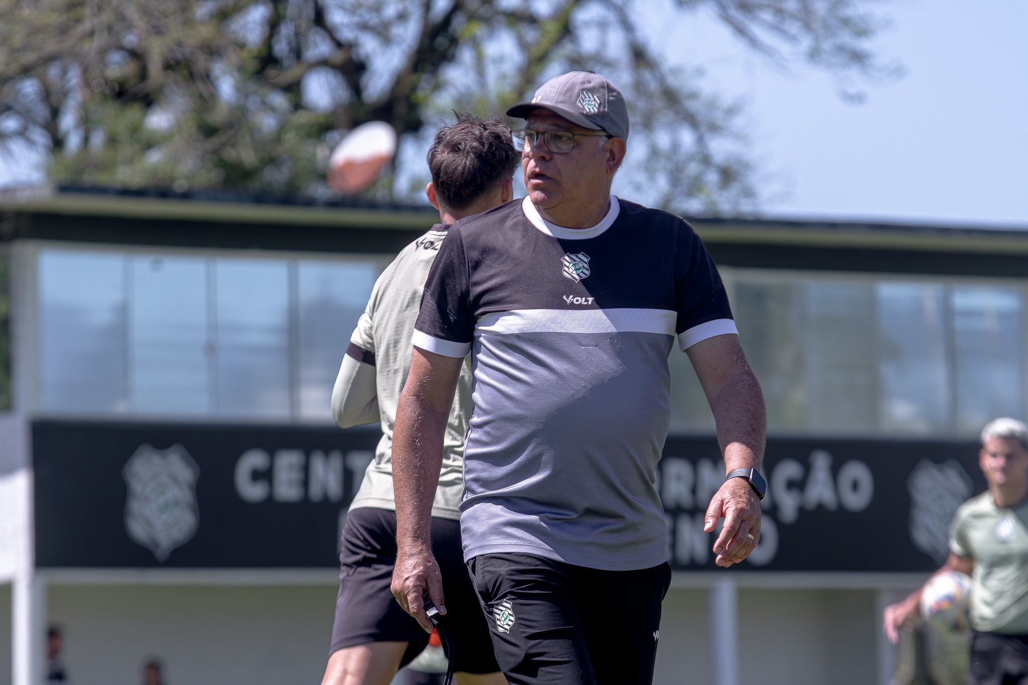 Waguinho Dias aposta nas lideranças do Figueirense para o mata-mata com a Chape