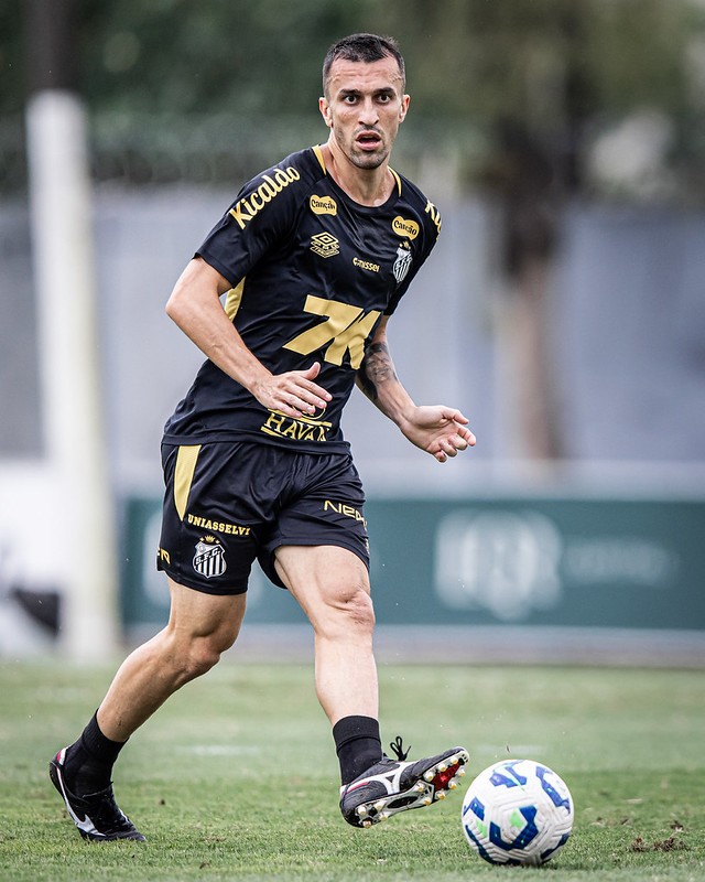 Schmidt desconversa sobre volta de Neymar e pede calma ao Santos contra Fortaleza: “Não vai ser 6 a 0”