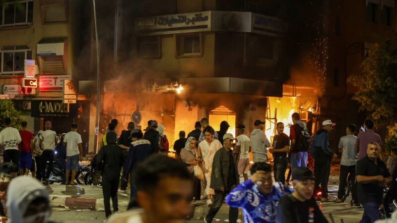 Protestos da Geração Z em Marrocos contra gastos para Copa do Mundo deixam mortos e feridos