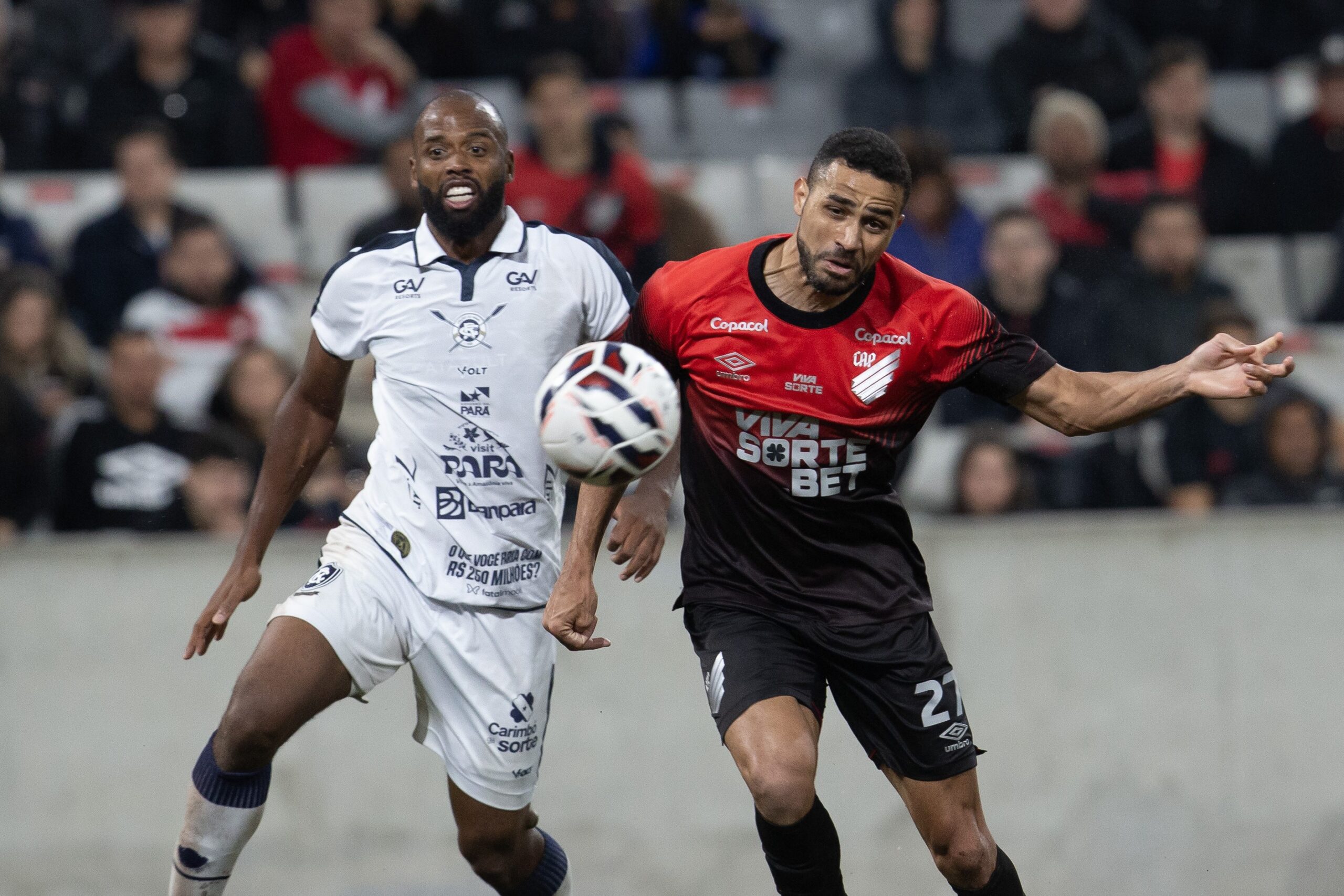 Athletico volta a estádio após 50 anos e defende tabu histórico contra o Remo