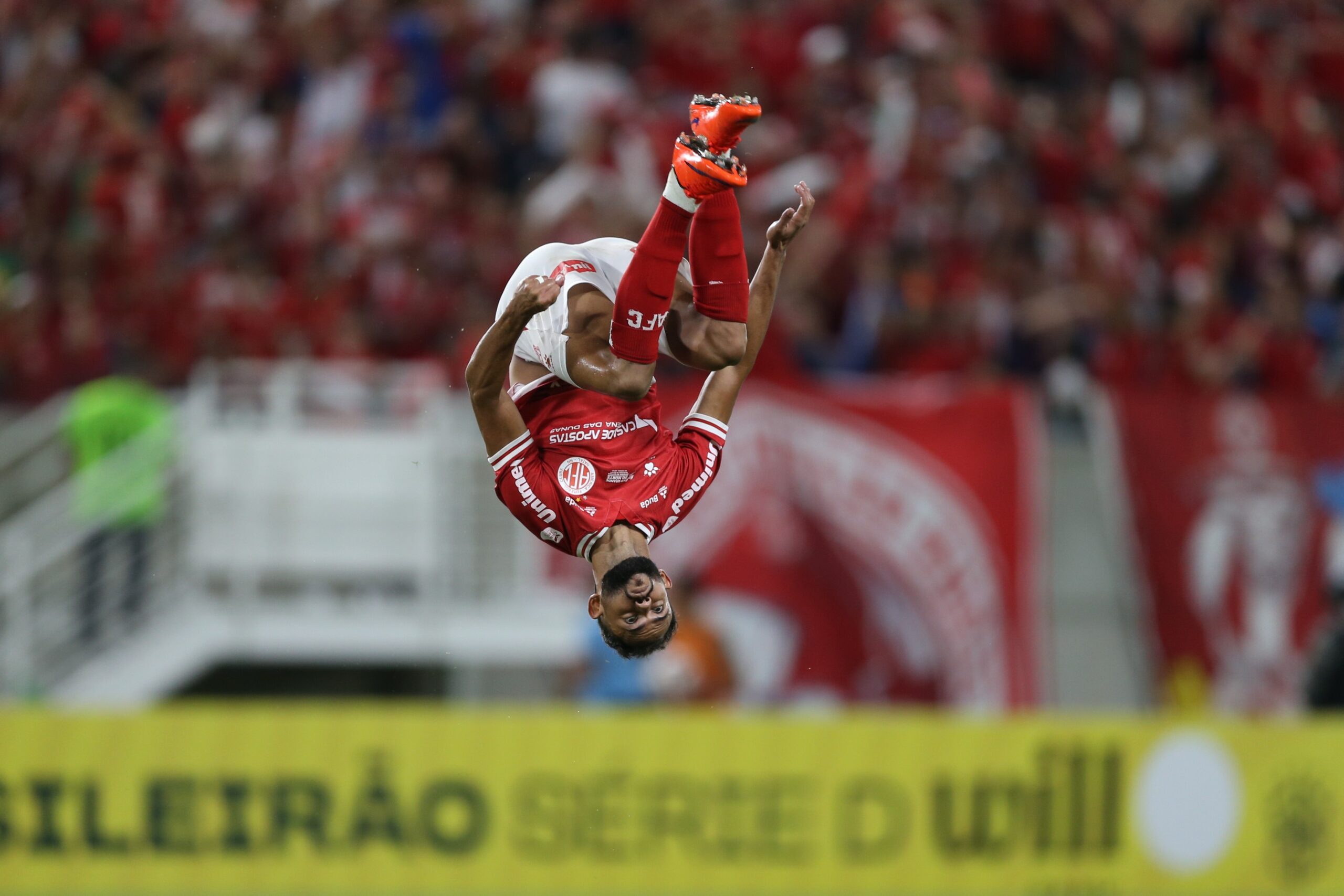 Alexandre Aruá renova com o América-RN para 2026